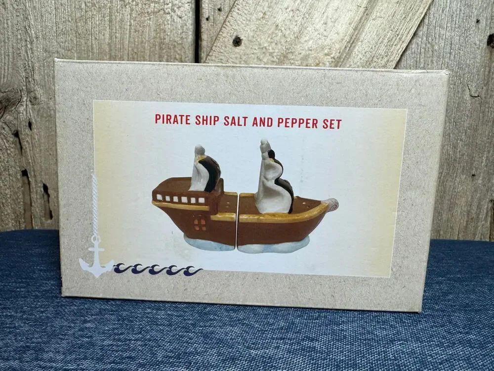 Cracker Barrel Pirate Ship Salt and Pepper Shakers Ceramic Set